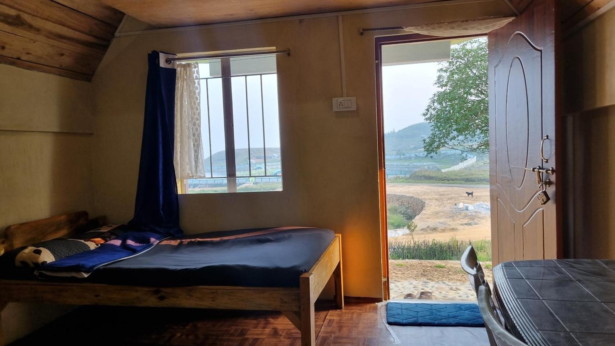 I Basa Homestay Sohrarim Room photo